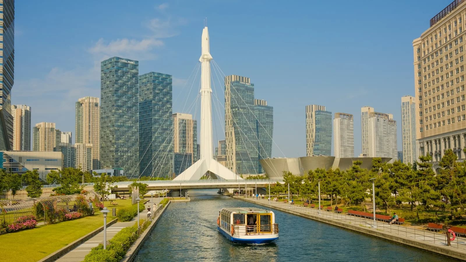 Modern Incheon cityscape with Central Park and iconic bridge, site of the daring 1950 Incheon amphibious landings explored on Essential History Expeditions’ Essential Korea tour.