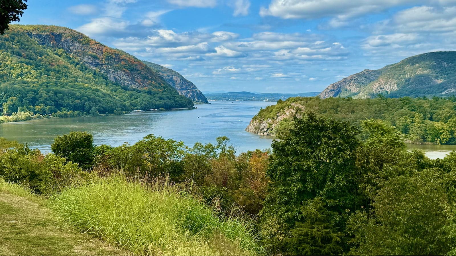 View of West Point fortifications and the Hudson River. This key defensive site protected the American colonies and played a crucial role in the northern theater of the Revolutionary War.