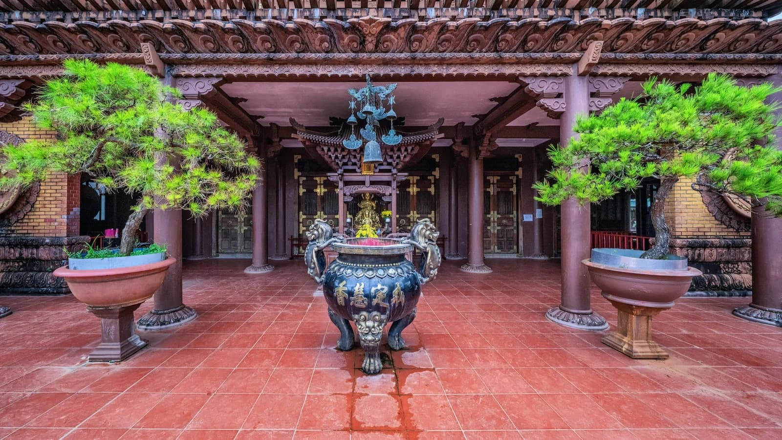 Beautiful pagoda in Pleiku, reflecting the rich Buddhist traditions of Vietnam’s Central Highlands.